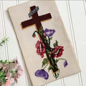 Vintage Religious Needlepoint Cross Crucifix Flowers Vine